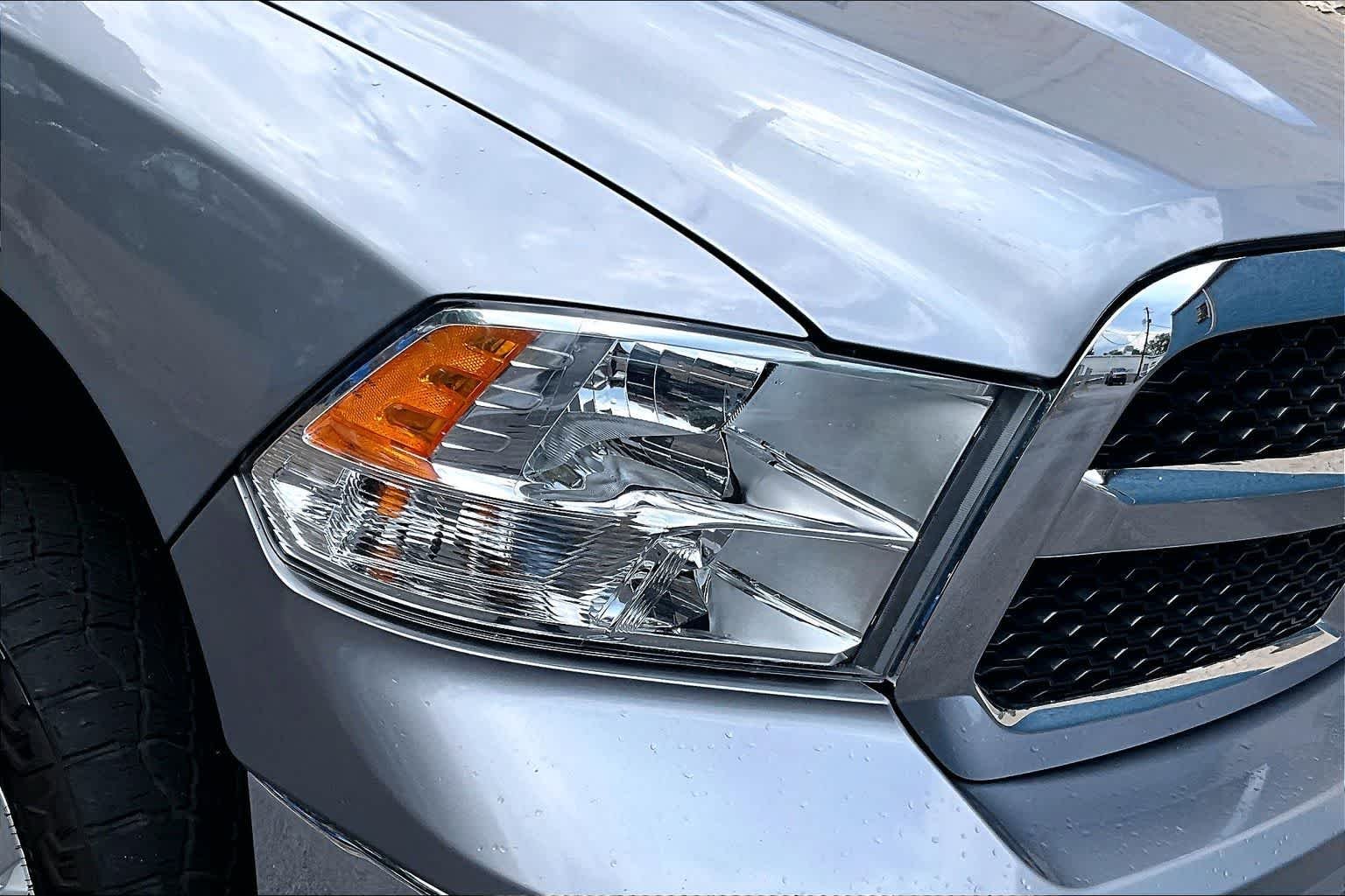 Used 2021 Billet Silver Metallic Clearcoat Ram Tradesman image 28