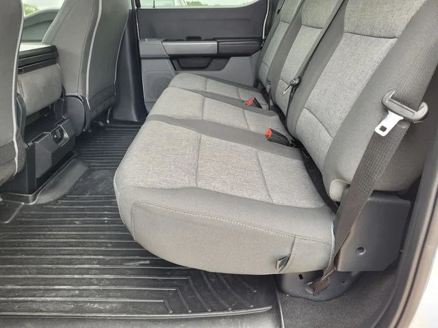 Used 2025 White Ford XL image 34
