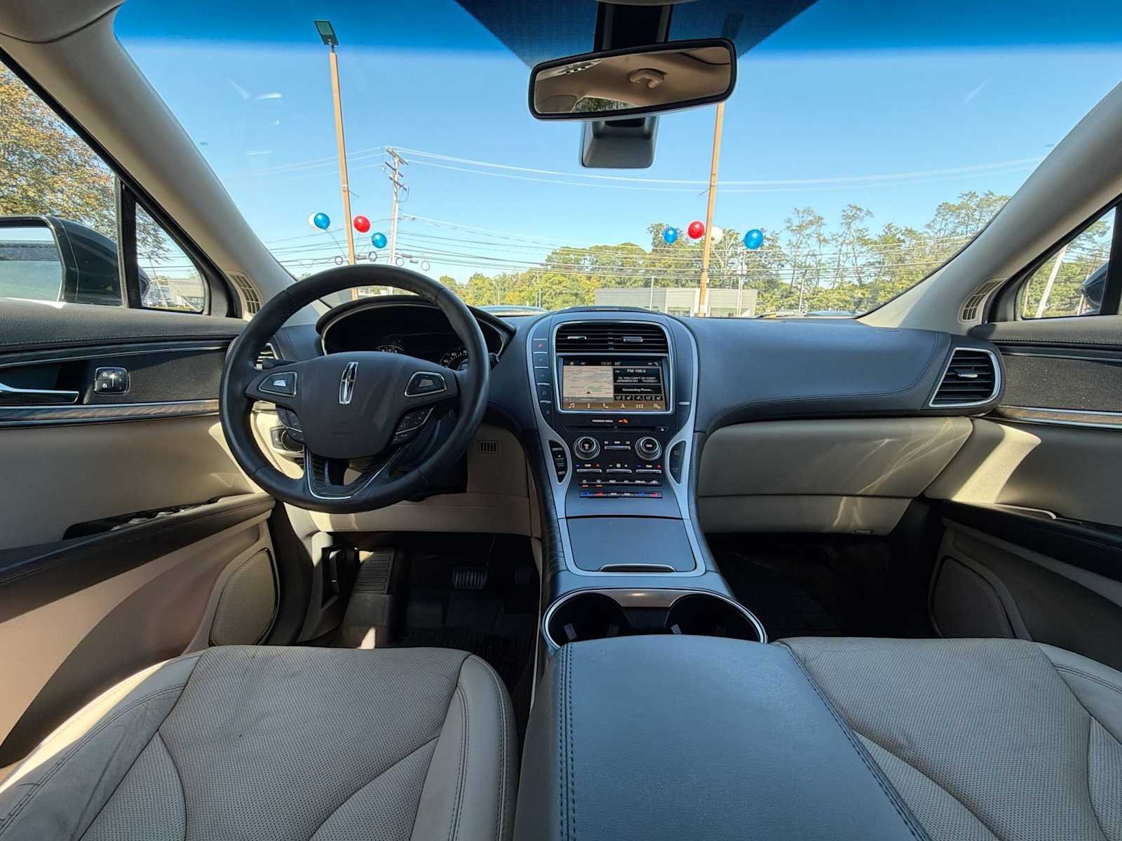 Used 2018 Black Velvet Lincoln Reserve image 20