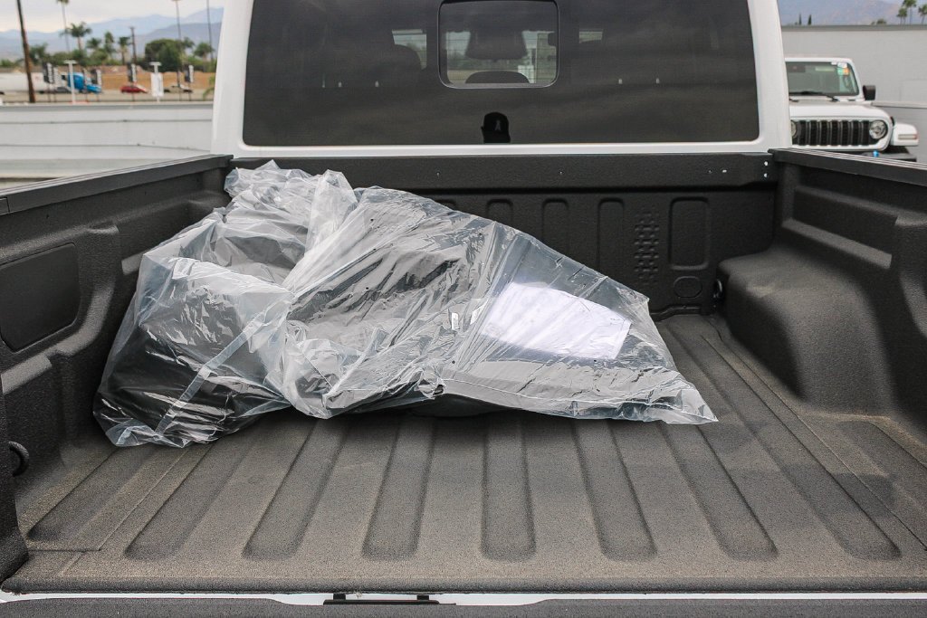 New 2026 Bright White Clearcoat Jeep Mojave image 26