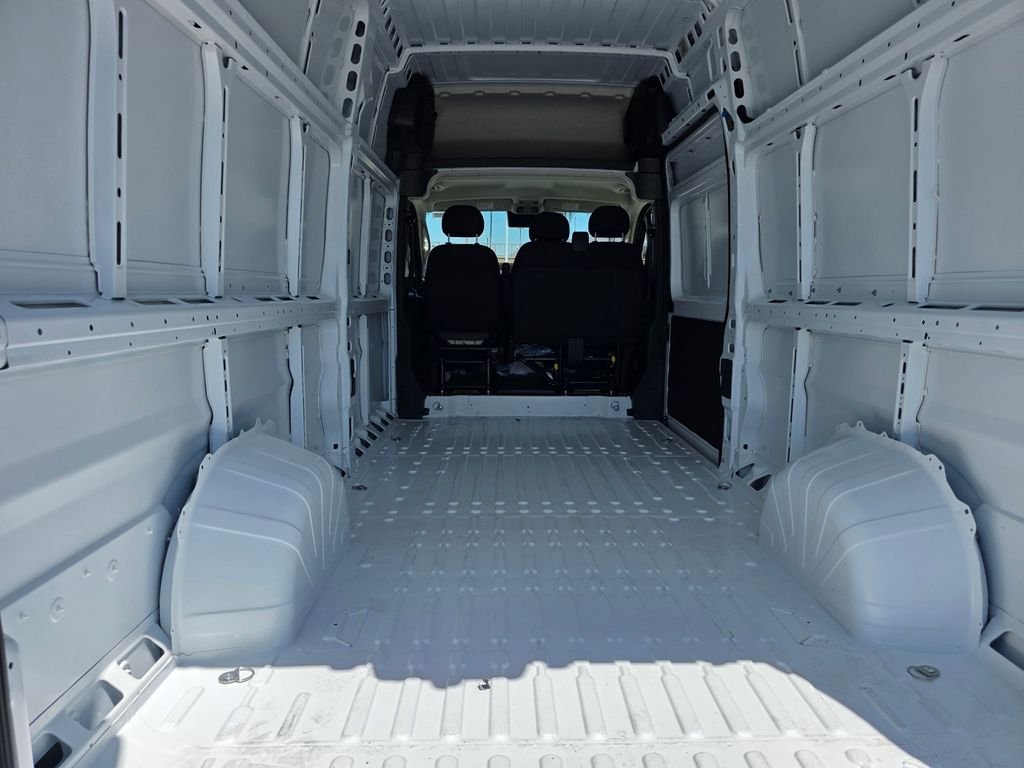 New 2026 Bright White Clear-Coat Exterior Paint RAM Super High Roof image 10