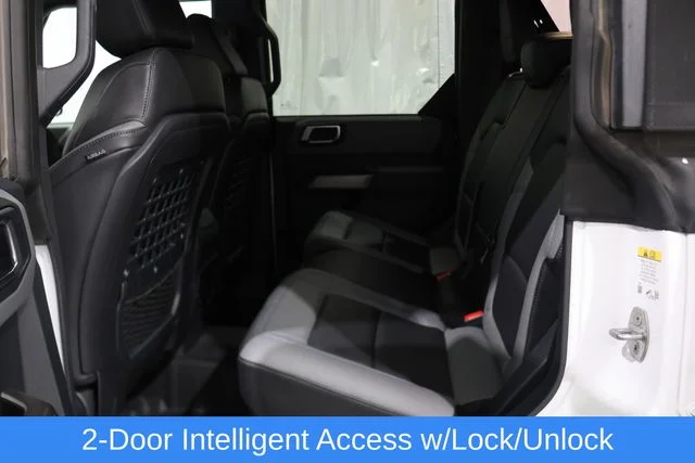 2022 Ford Bronco 4-Door Black Diamond - Photo 11