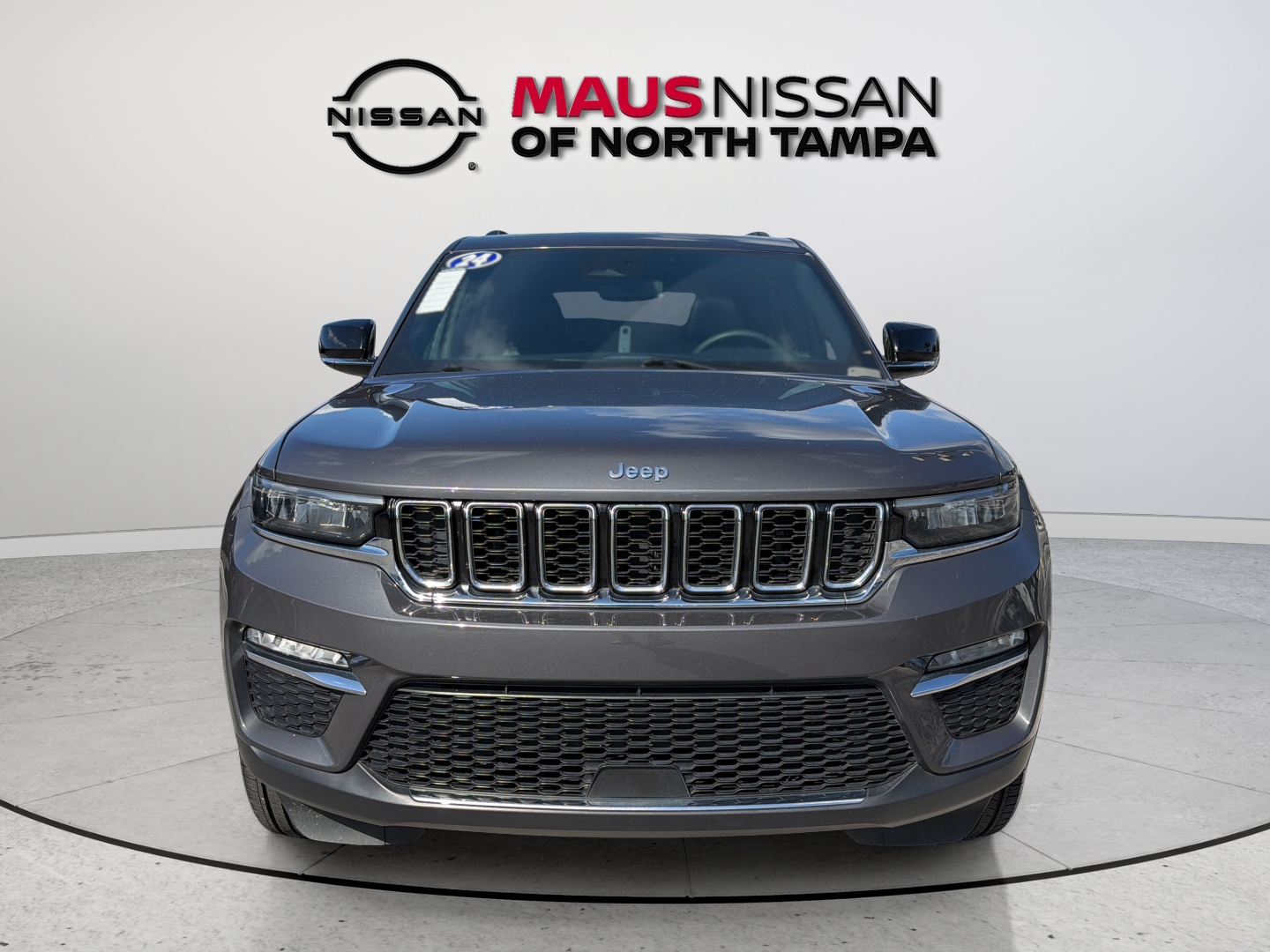 Used 2024 Gray Jeep 4xe image 3