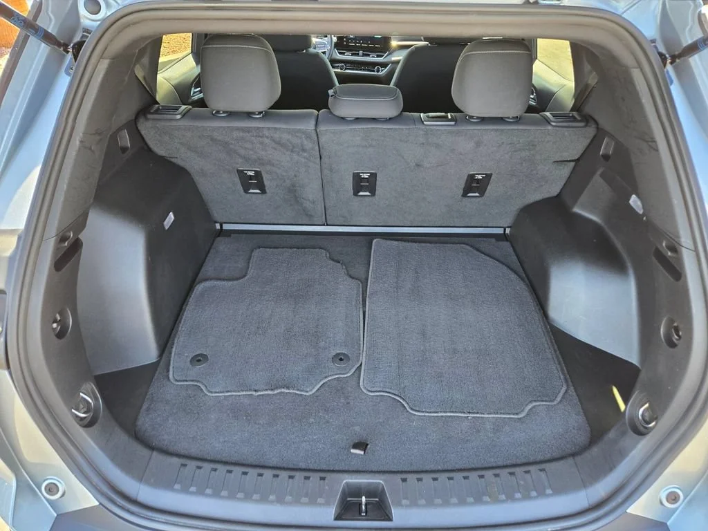 Used 2025 Sterling Gray Metallic Chevrolet LT image 13