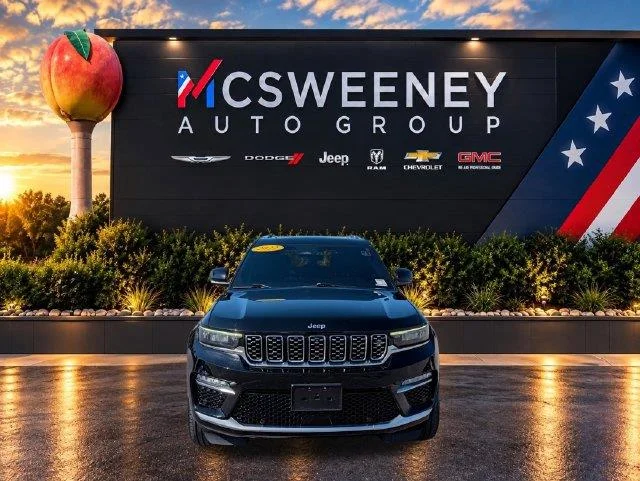 Used 2022 Black Jeep Summit Reserve image 8