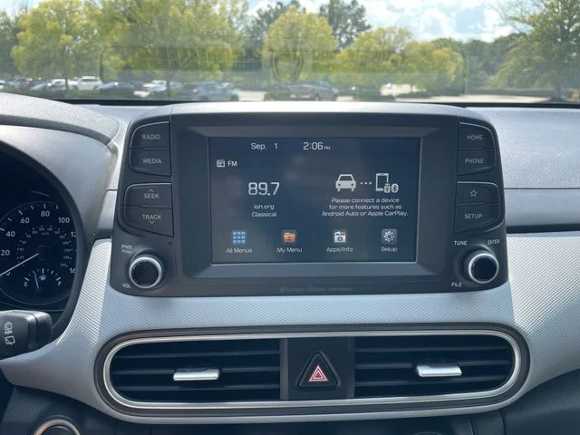 Used 2020 Gray Hyundai SEL image 18