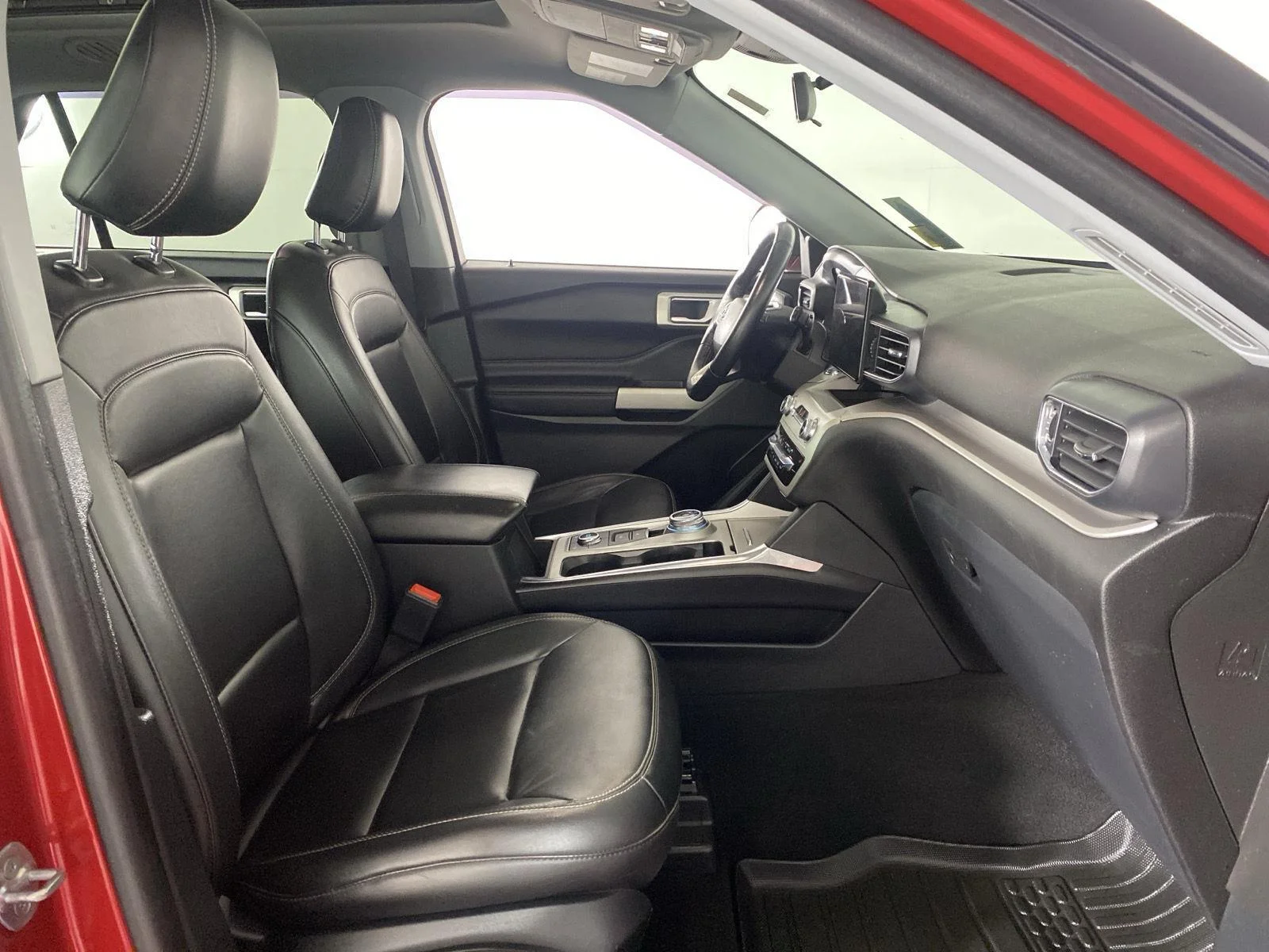 Used 2022 Rapid Red Metallic Tinted Clearcoat Ford XLT image 31