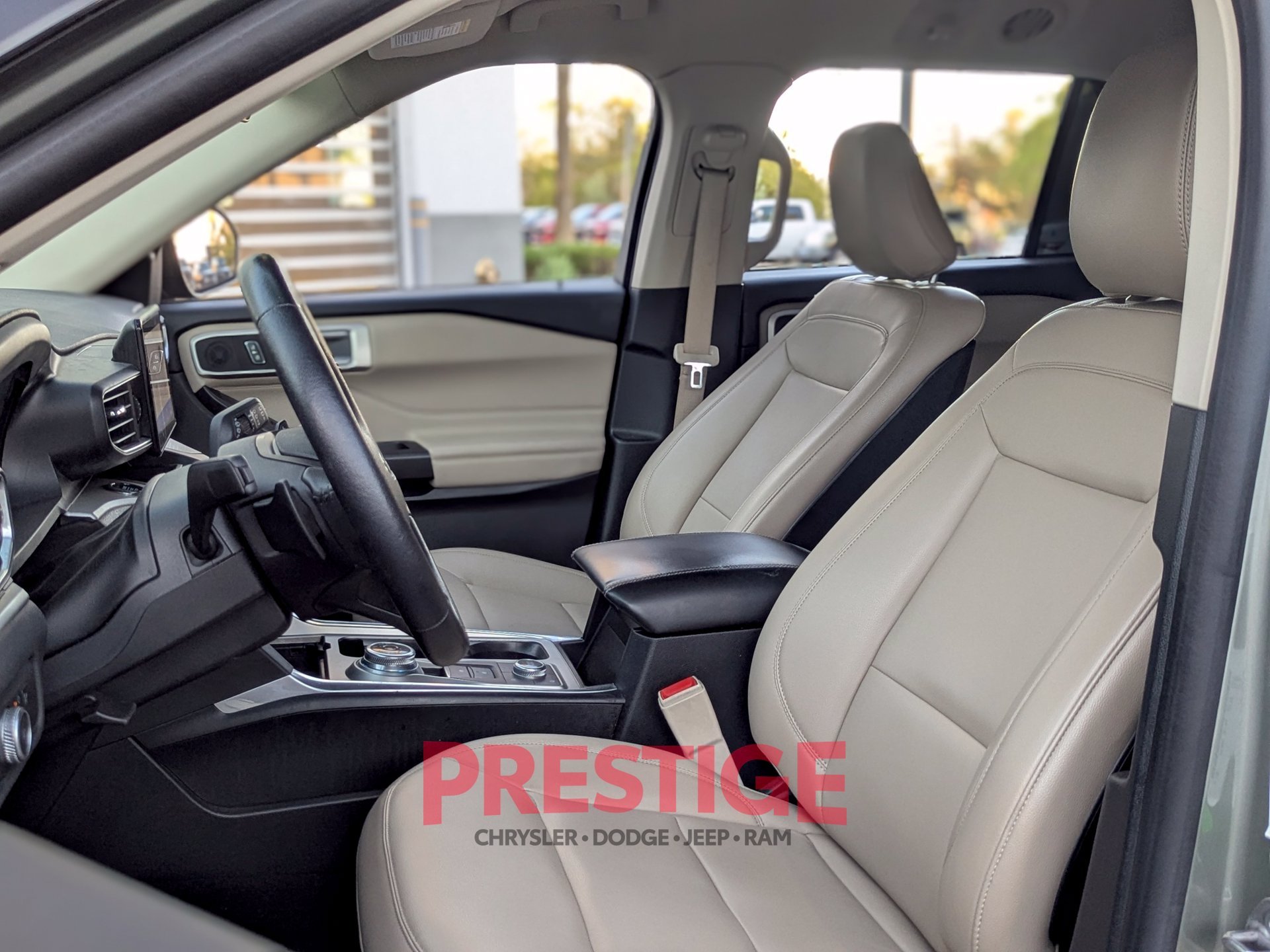 Used 2020 Green Ford XLT image 24