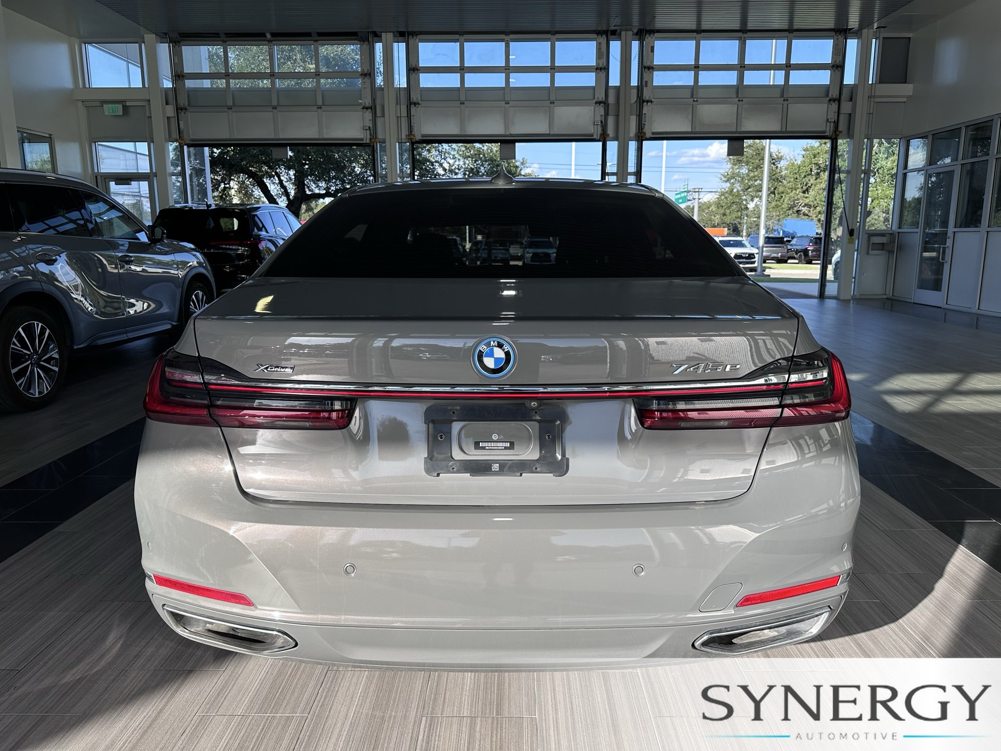 Used 2022 Bernina Grey Amber Effect Metallic BMW 745e xDrive image 9