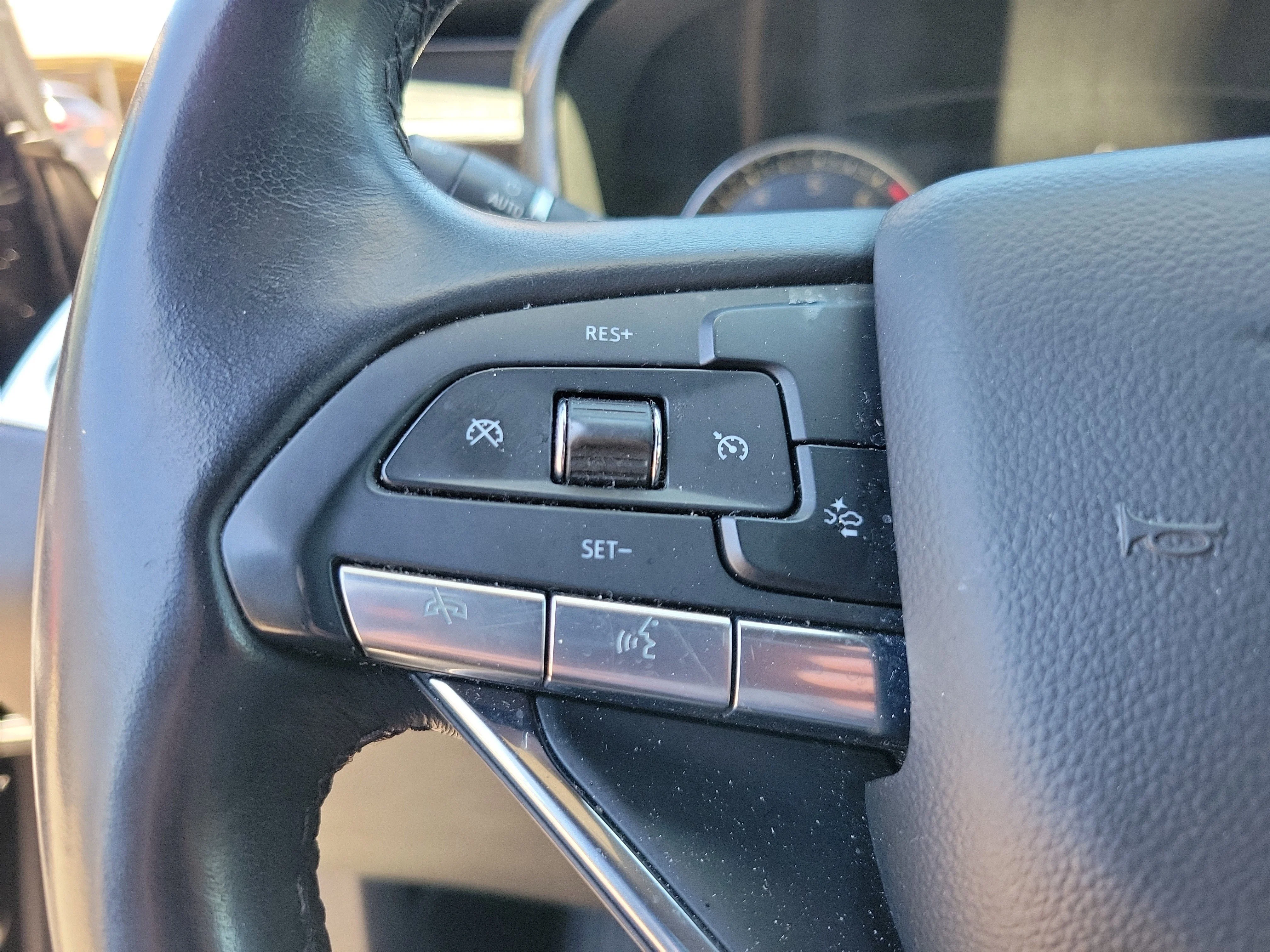 Used 2023 Stellar Black Metallic Cadillac FWD Luxury image 17