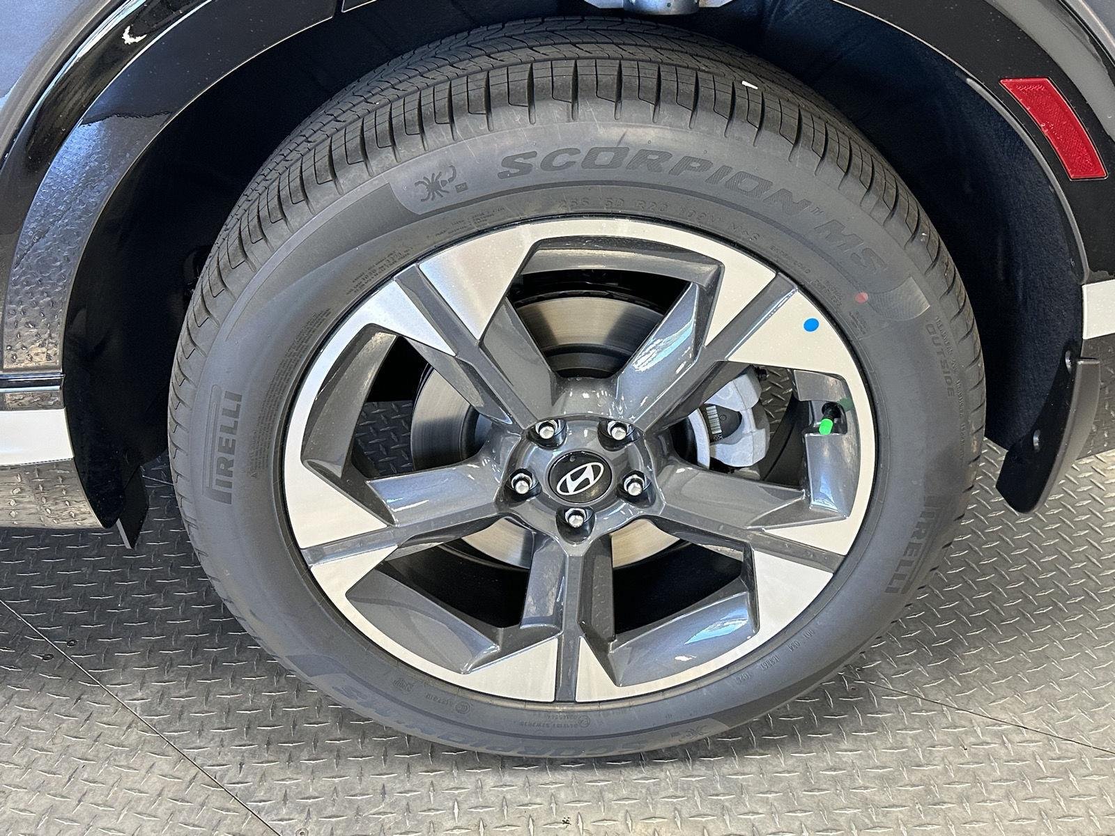New 2027 Ecotronic Gray Pearl Hyundai Limited 8P image 12