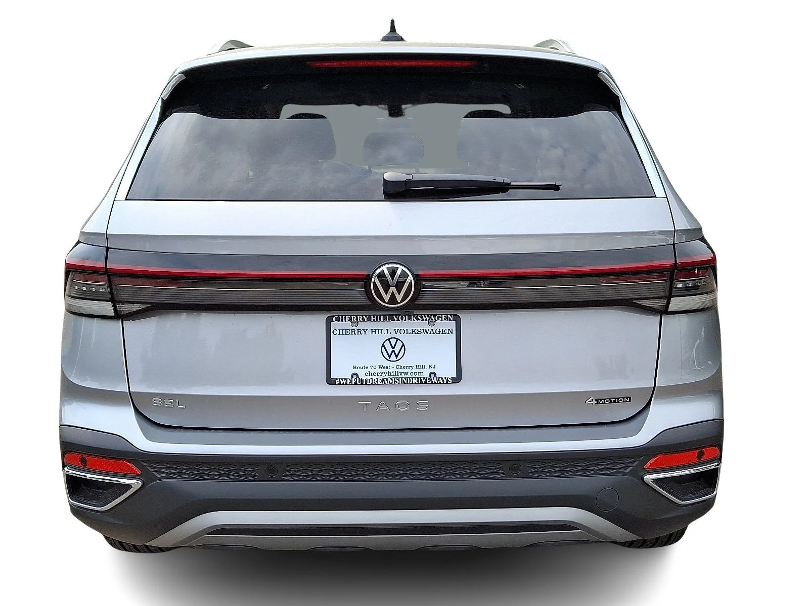New 2026 Pyrite Silver Metallic Volkswagen SEL image 5