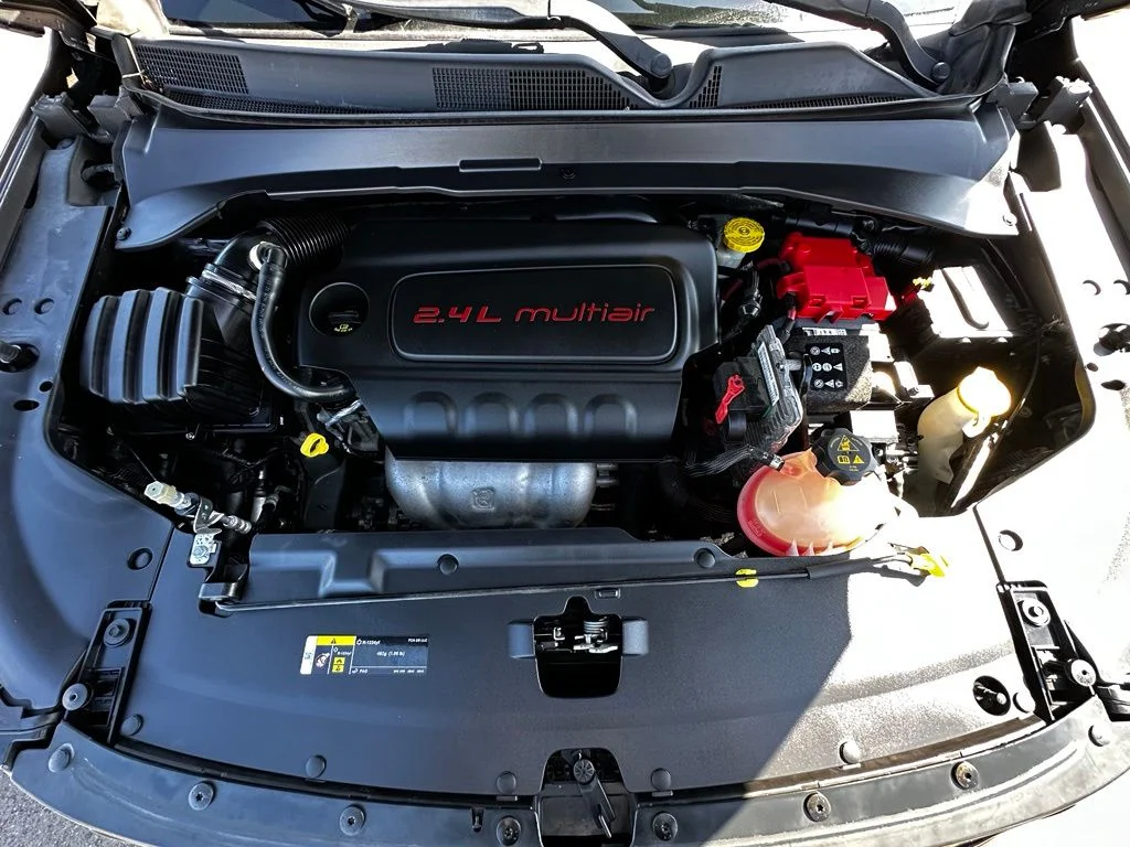 Used 2019 Gray Jeep Latitude image 16