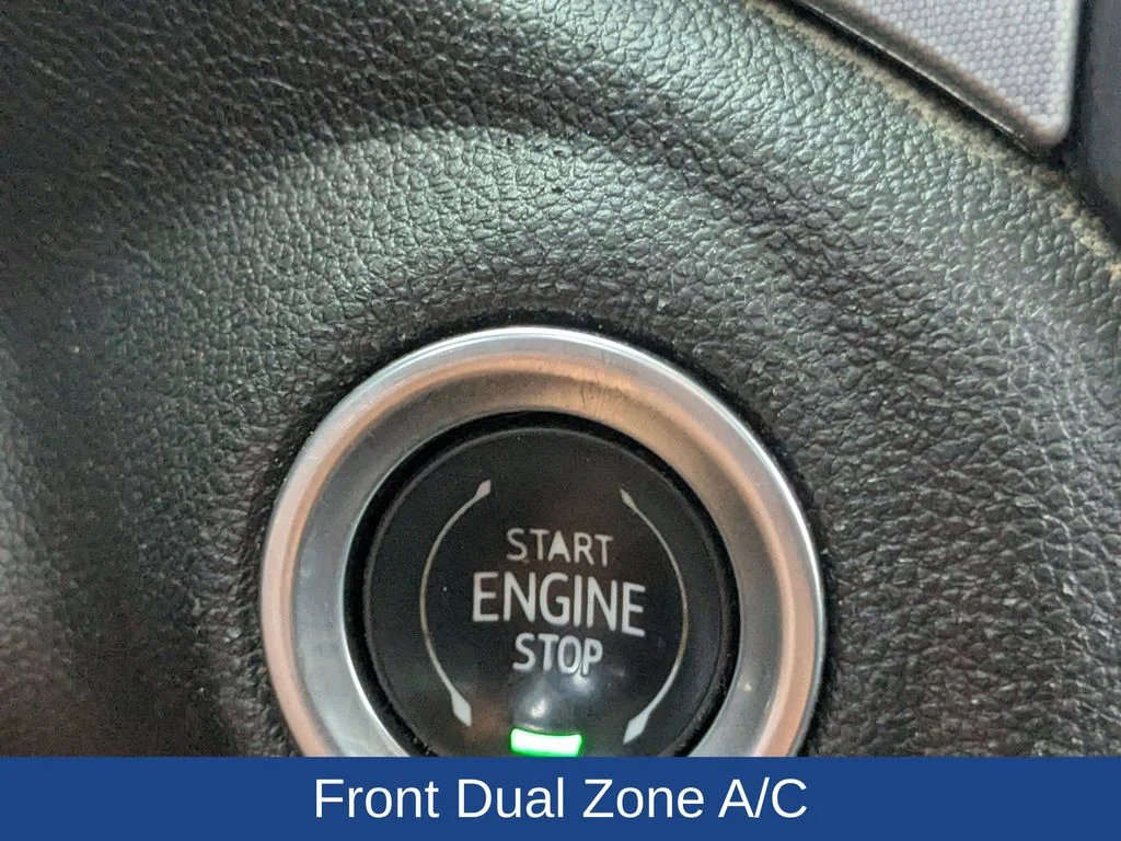 Used 2021 White GMC SLT image 24
