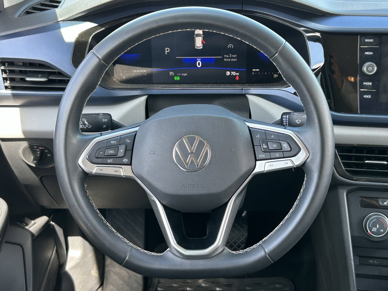 Used 2022 Gray Volkswagen 1.5T SE image 13