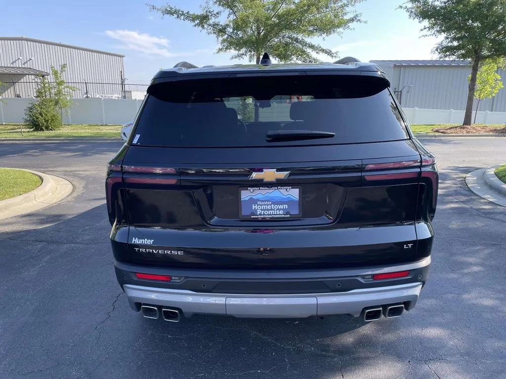 Used 2024 Mosaic Black Metallic Chevrolet FWD LT image 5