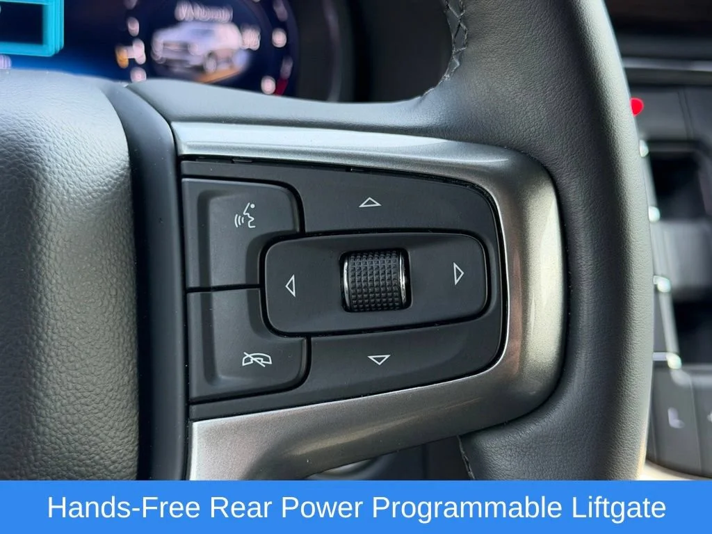 Used 2023 Dark Ash Metallic Chevrolet Z71 image 18