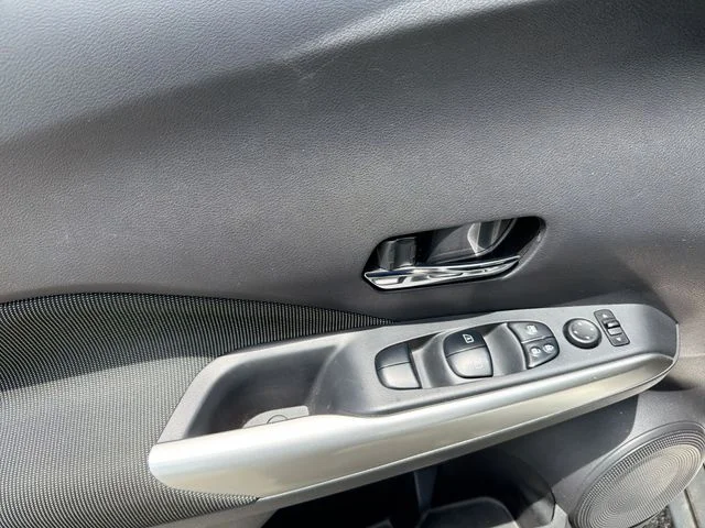 Used 2018 White Nissan SV image 16