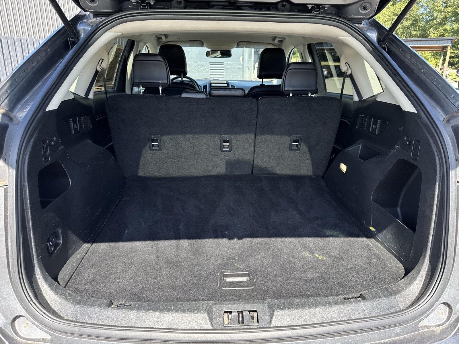 Used 2024 Carbonized Gray Ford SEL image 26