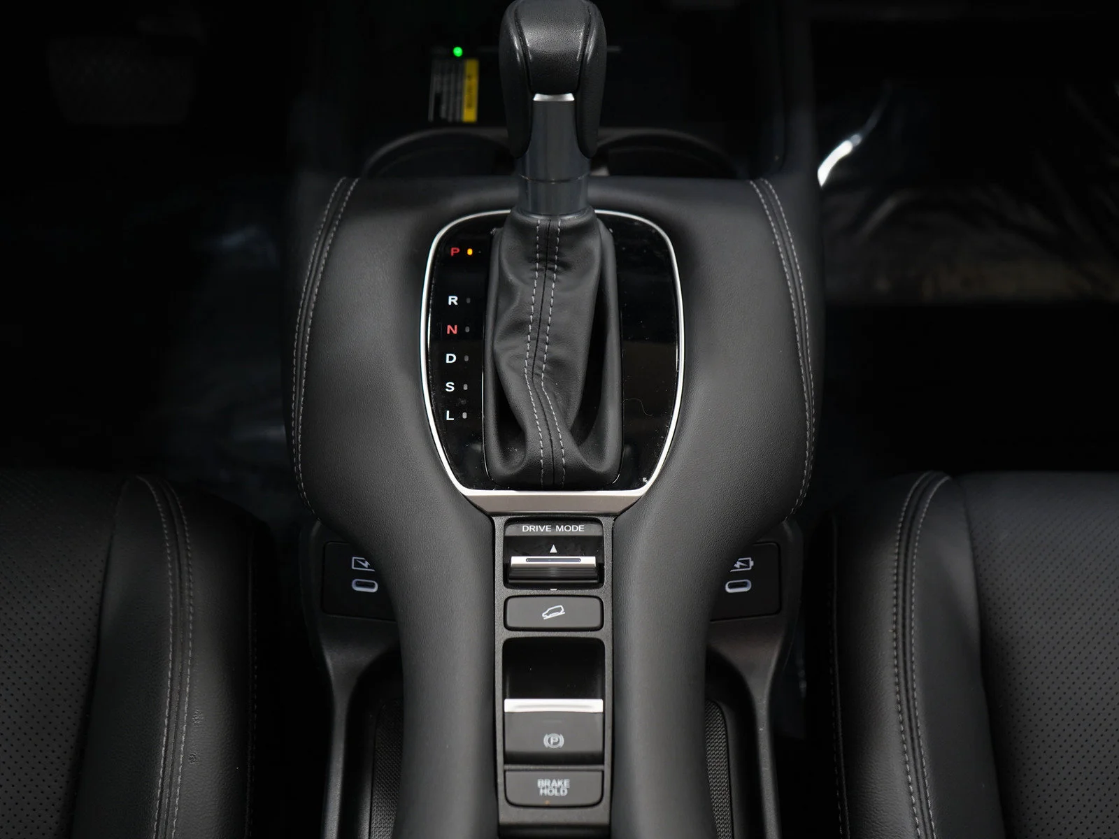 Used 2024  Honda EX-L image 17