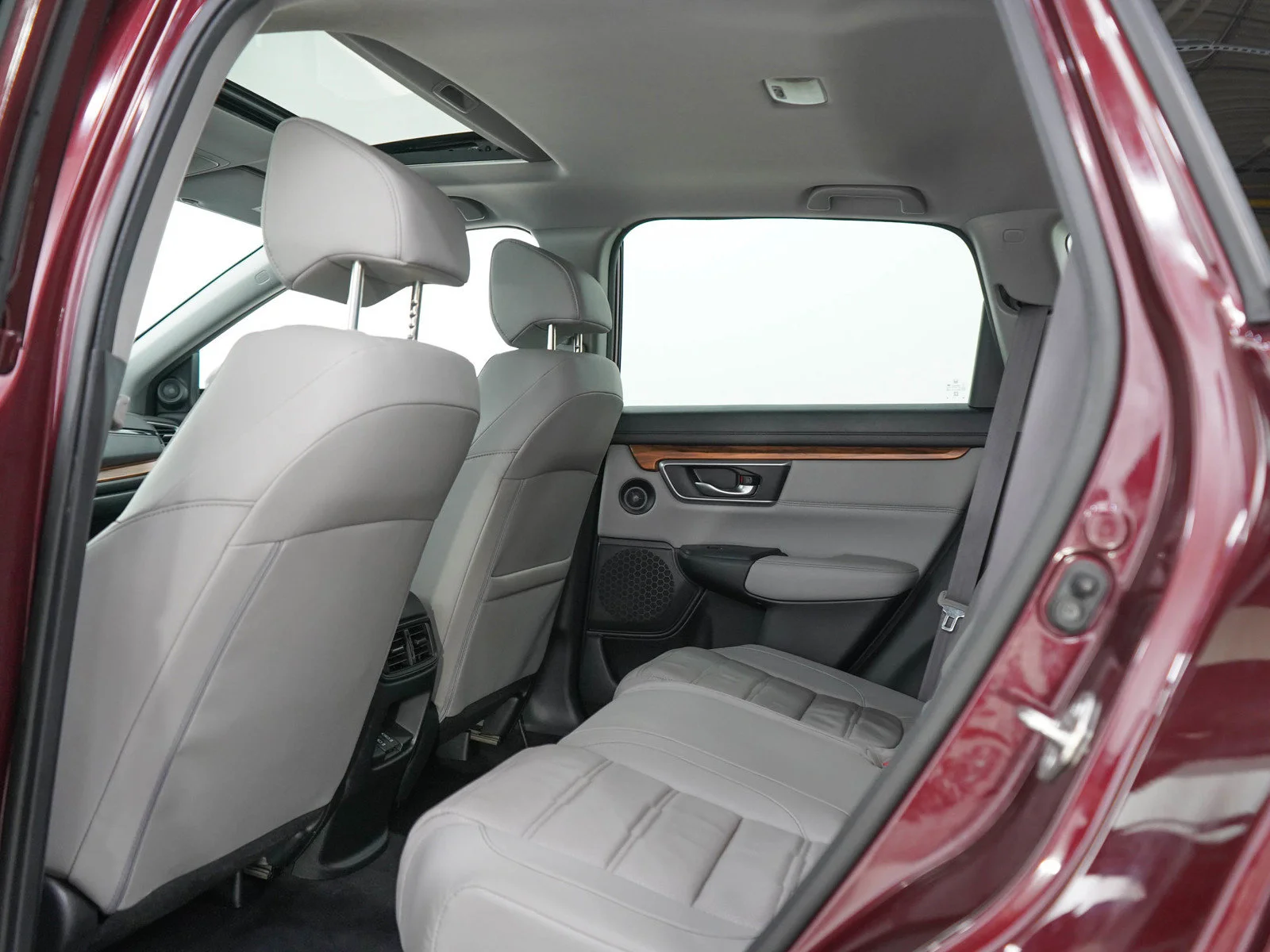 Used 2017  Honda EXL image 18