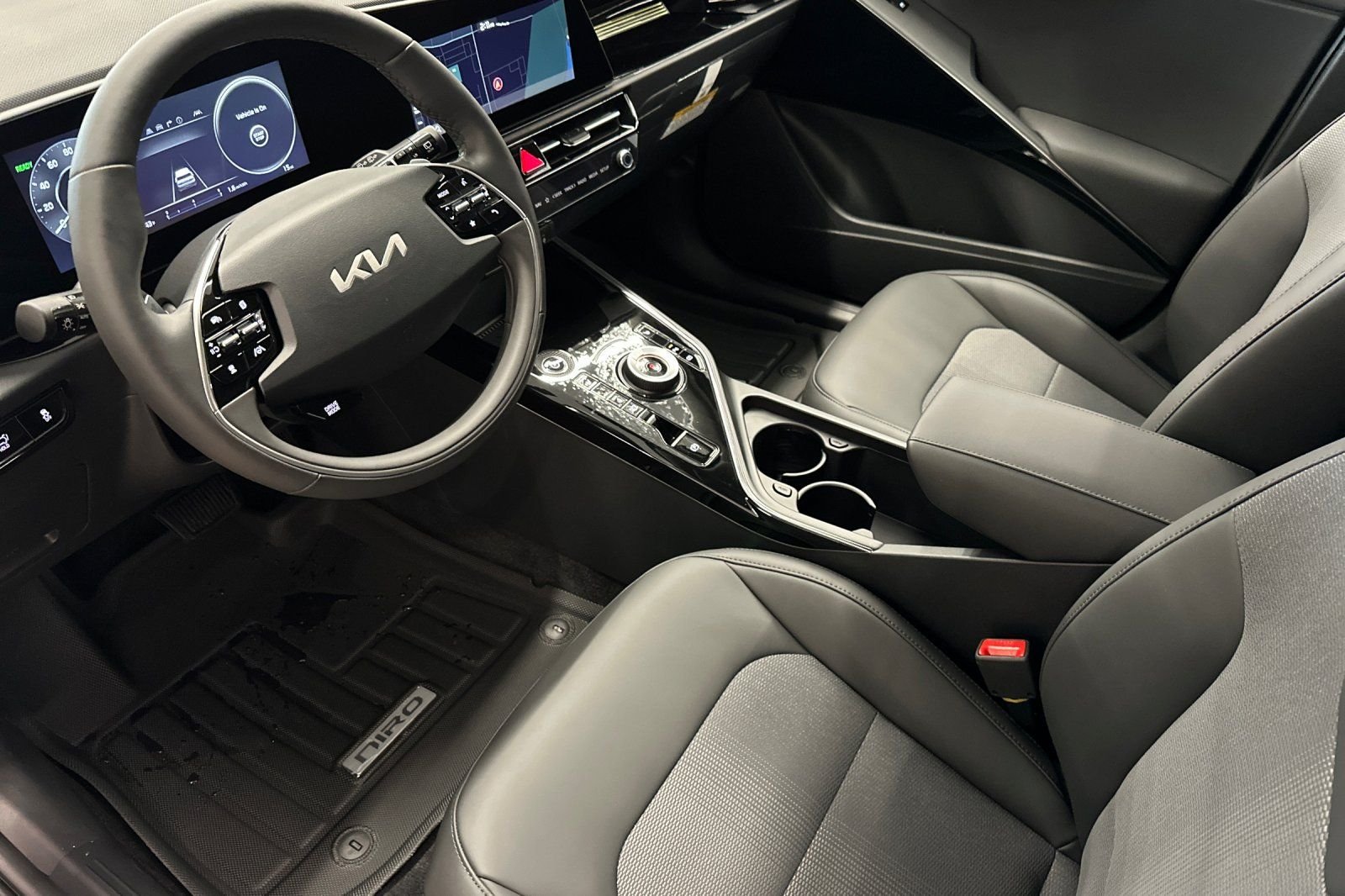 New 2026 Aurora Black Pearl Kia WIND image 6