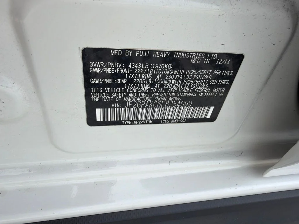 Used 2014 Satin White Pearl Subaru 2.0i Limited image 29