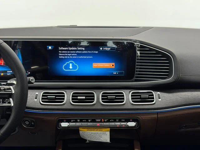 New 2026 Obsidian Black Metallic Mercedes-Benz GLE 53 AMG® image 4