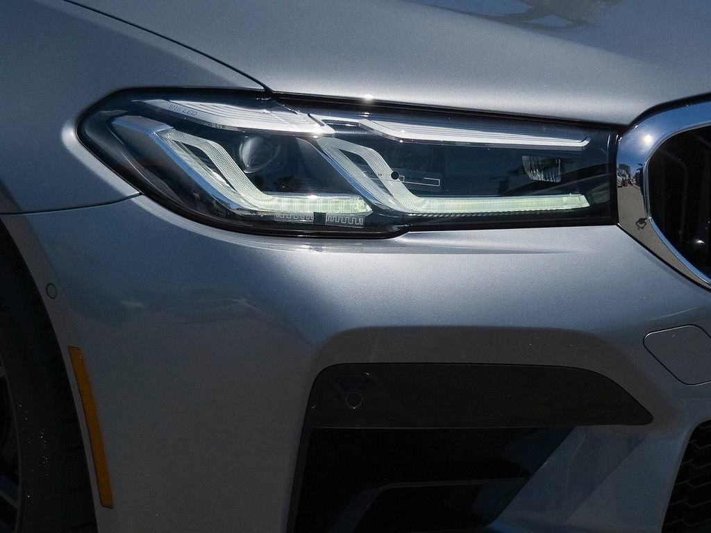 Used 2023 Skyscraper Grey Metallic BMW Base image 6