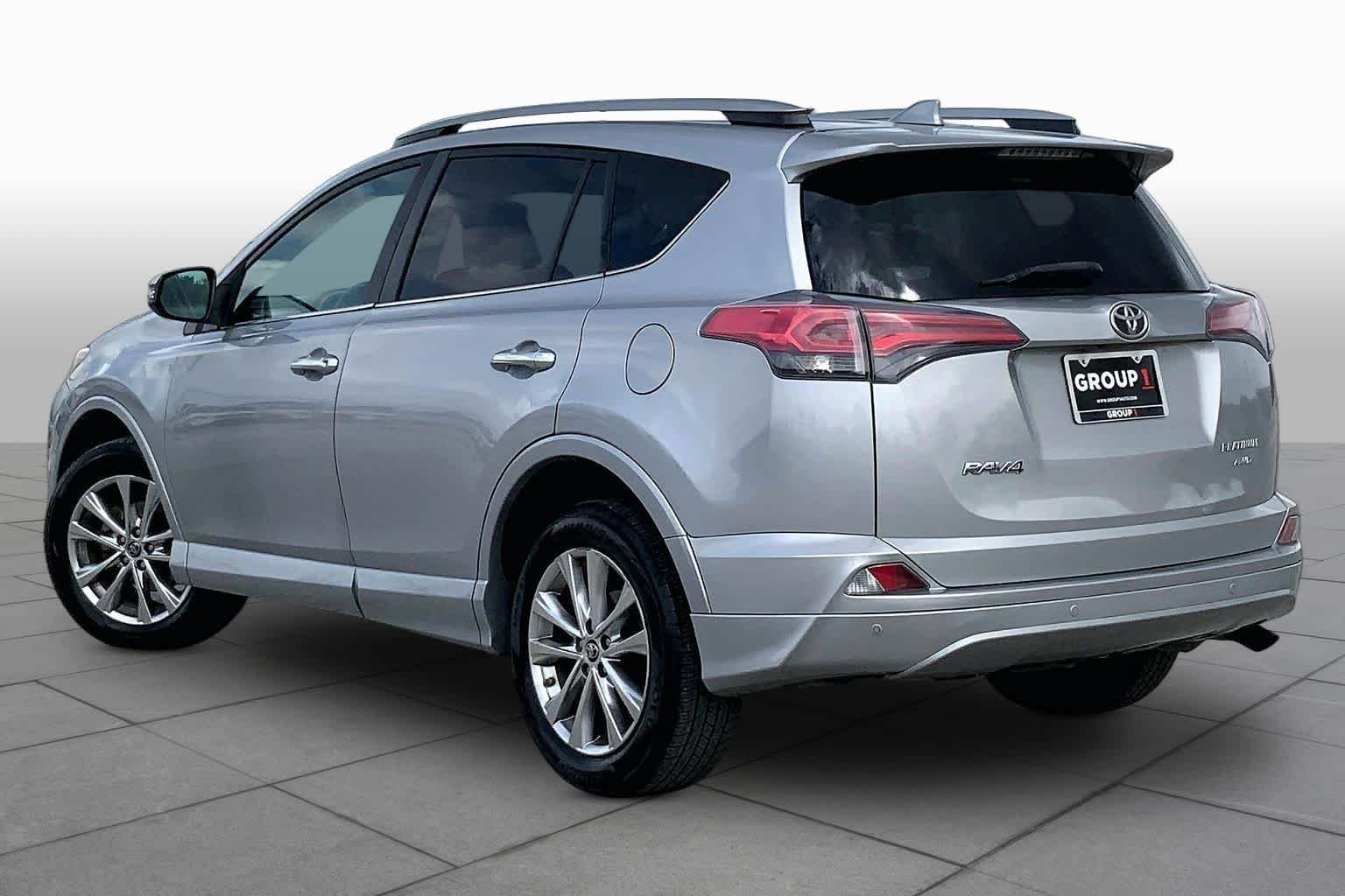 Used 2017 Silver Sky Metallic Toyota Platinum image 12
