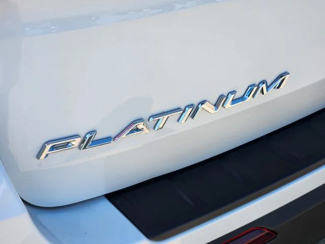 New 2026 Star White Metallic Tri-Coat Ford Platinum™ image 11