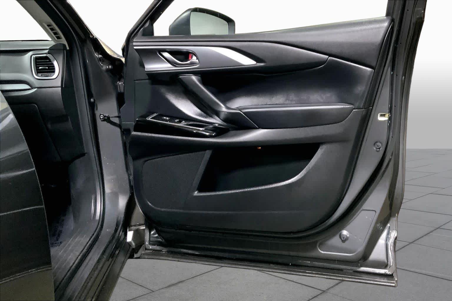 Used 2023 Machine Gray Metallic Mazda Touring image 23