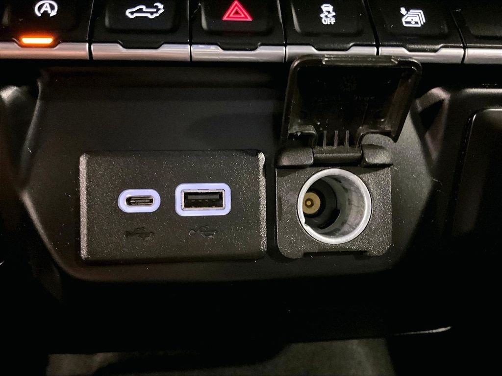 Used 2019 Blue Chevrolet RST image 26