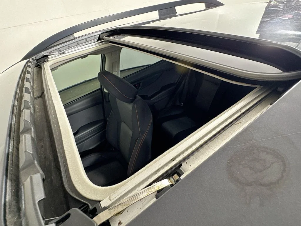 Used 2020 Gray Subaru Premium image 26
