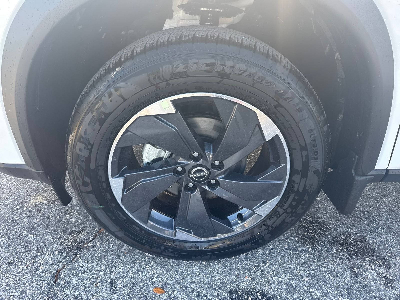 New 2026 Nissan Rogue SV 4D Sport Utility