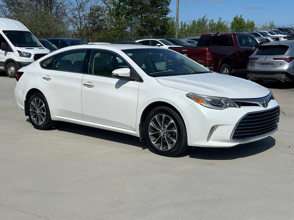 2016 Toyota Avalon XLE
