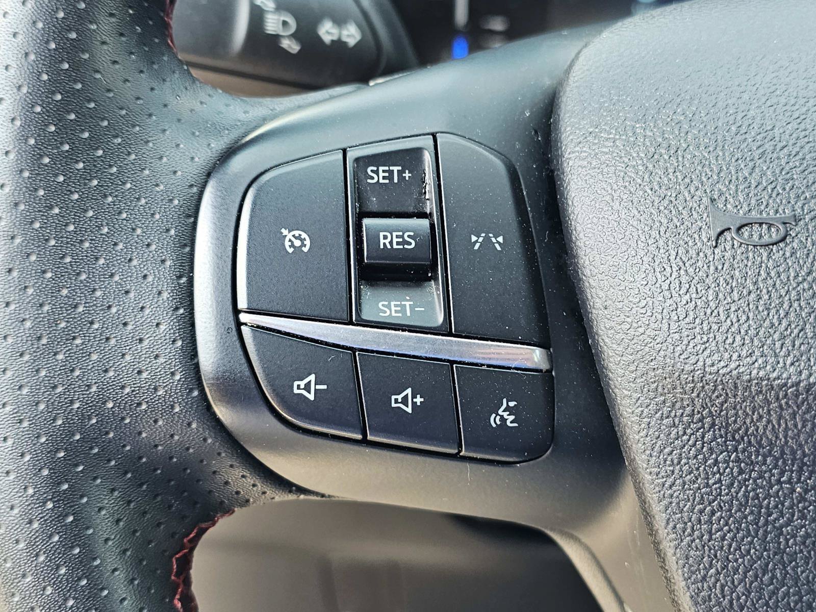 2024 Ford Escape ST-Line - Photo 21