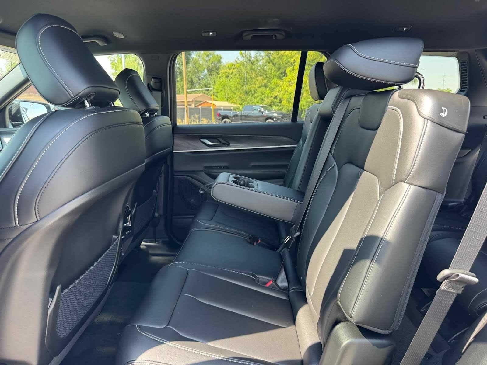 2025 Jeep Grand Cherokee L Limited - Photo 25