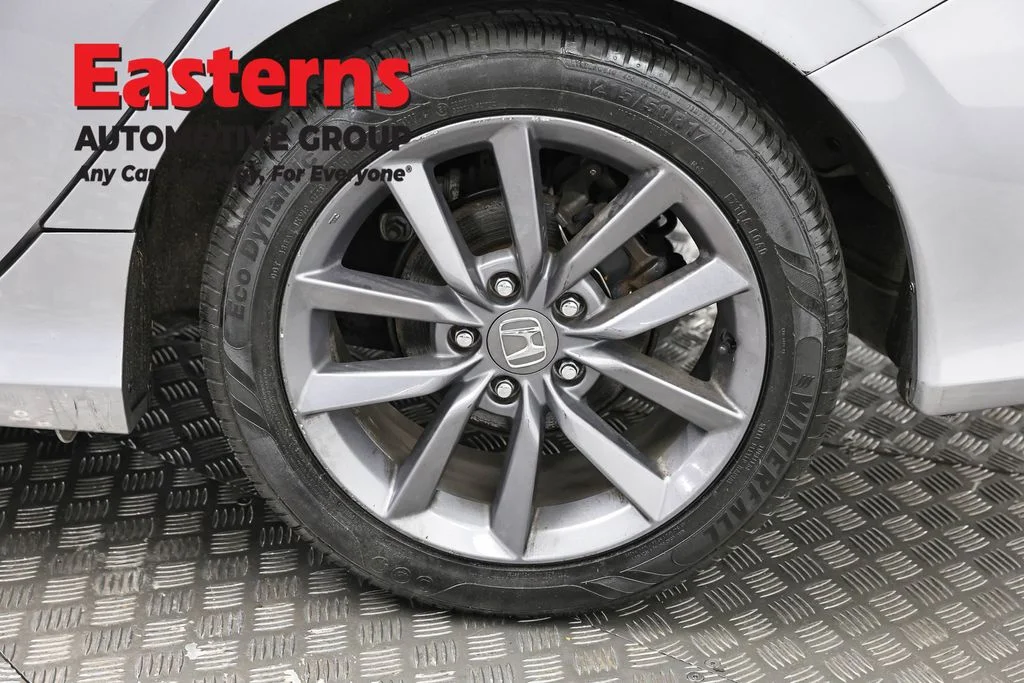Used 2019 Silver Honda EX image 31