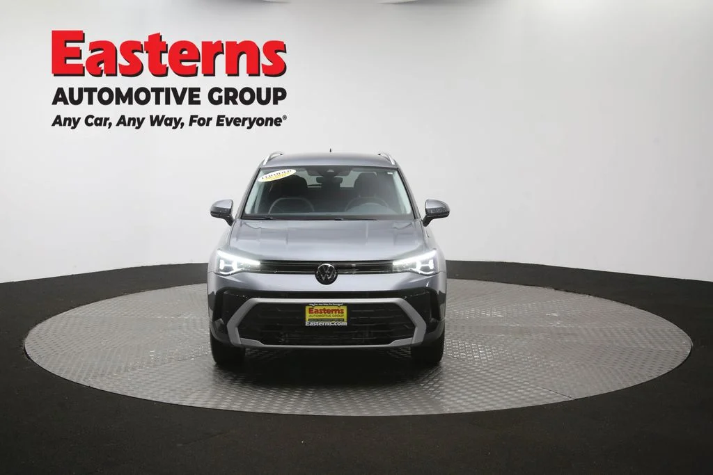 Used 2025 Gray Volkswagen 1.5T SE image 50