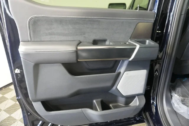 New 2026 Antimatter Blue Metallic Ford Platinum® image 31