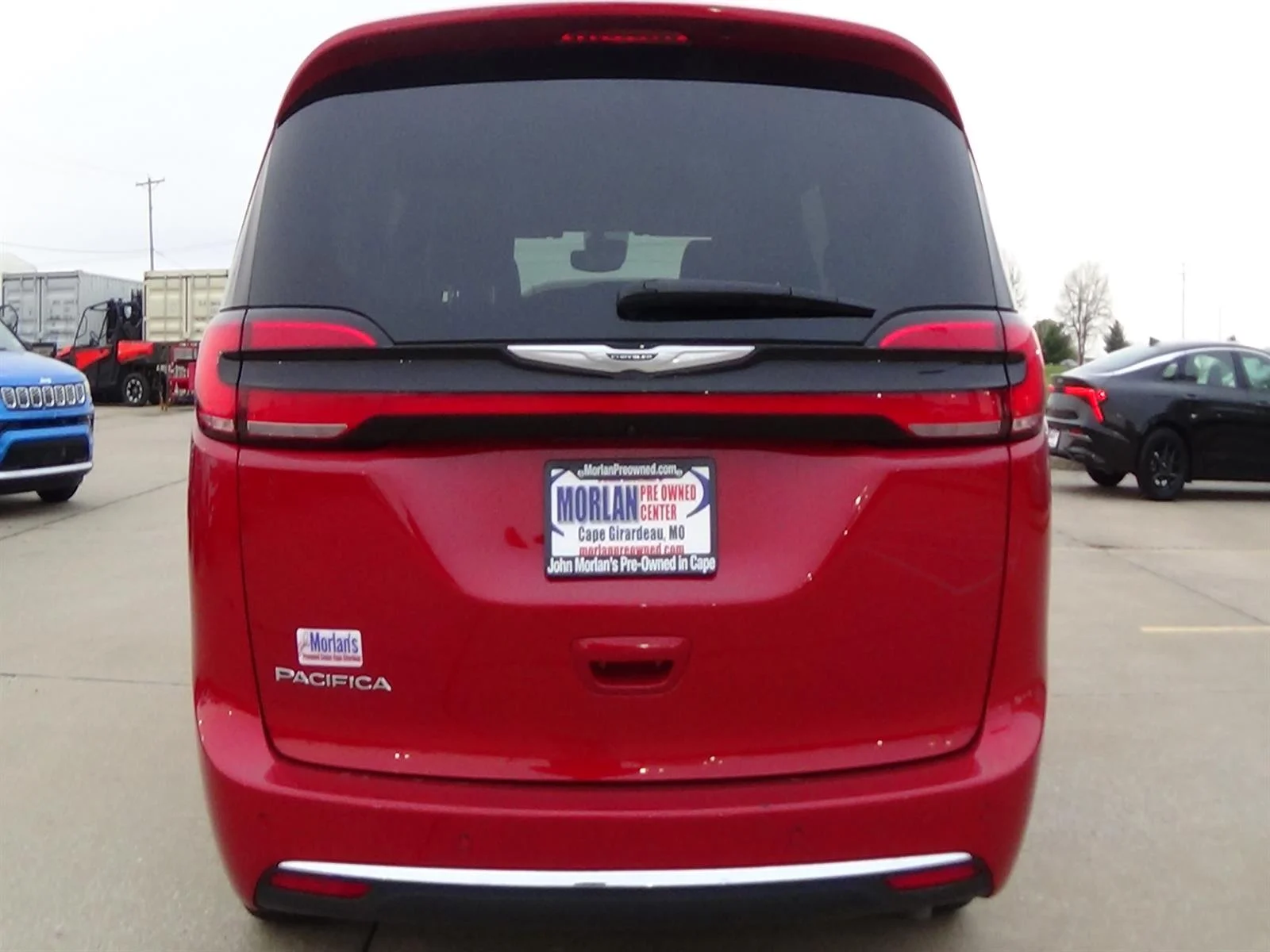 Used 2025 Red Hot Pearl Coat (pr6) Chrysler Select image 7