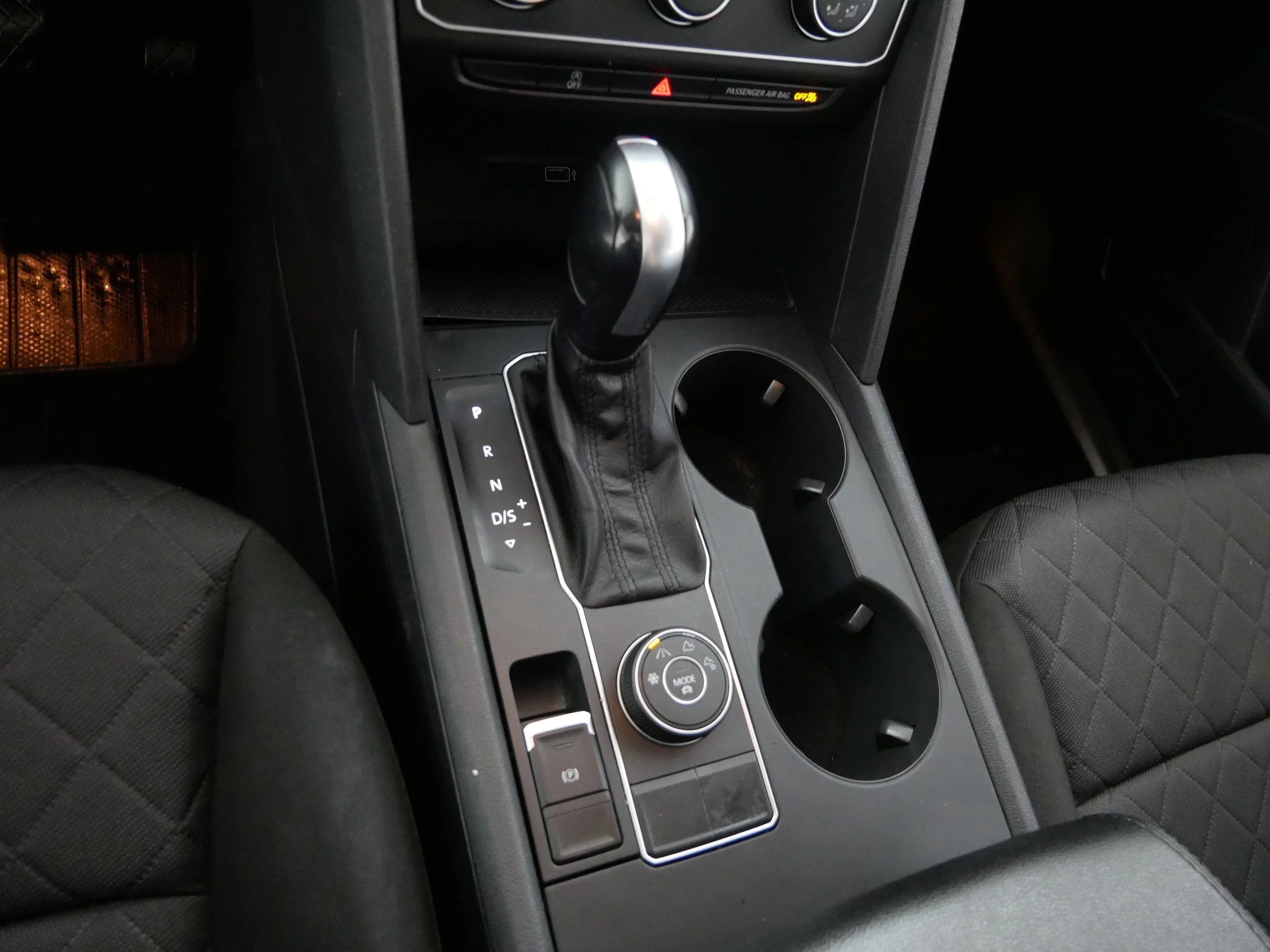 2018 Volkswagen Atlas Launch Edition - Photo 24