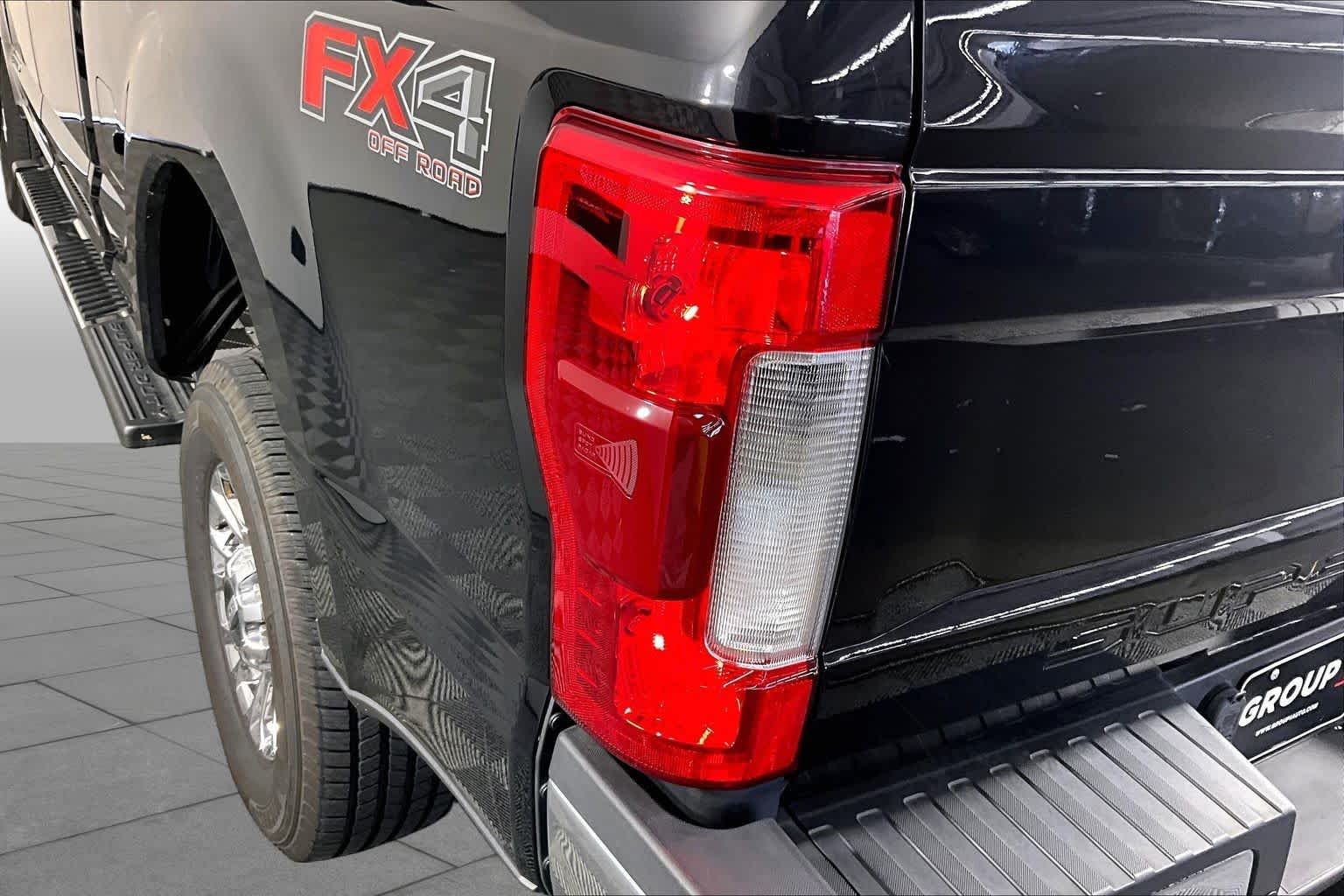 Used 2019 Agate Black Ford XLT image 27