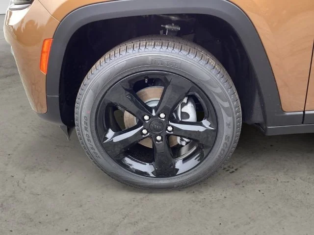 New 2026 Copper Jeep LIMITED 4X4 image 15