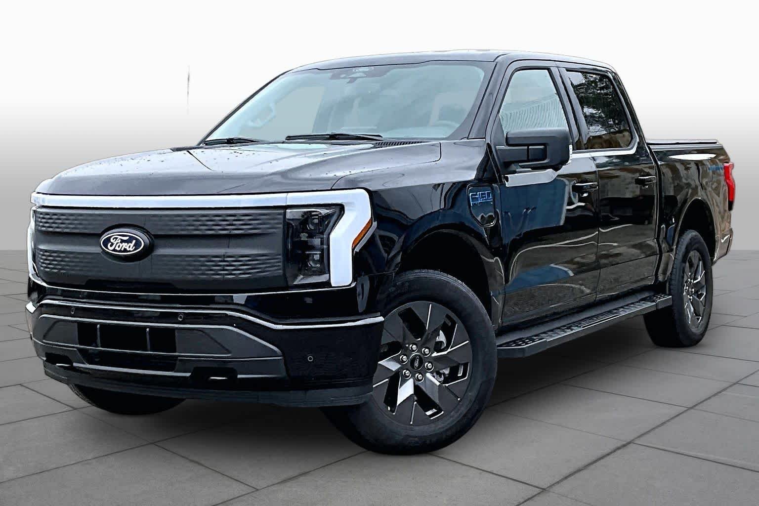 Used 2025 Agate Black Metallic Ford Flash image 34