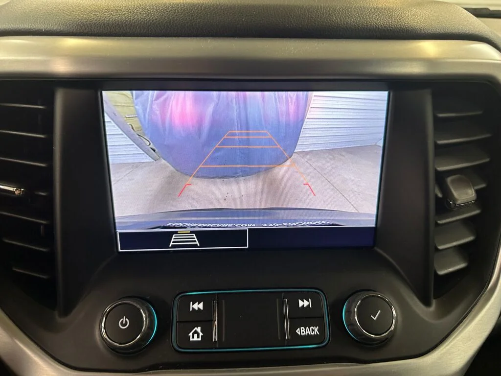 2023 GMC Acadia SLE - Photo 14