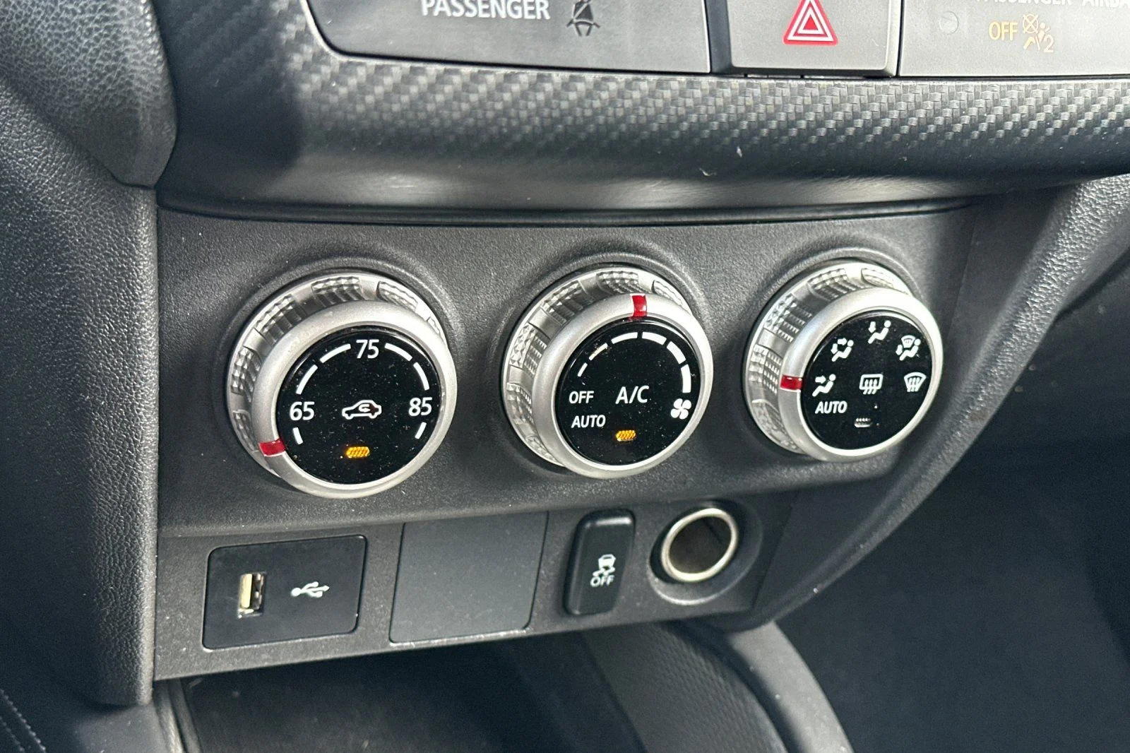 Used 2022  Mitsubishi 2.0 ES image 21