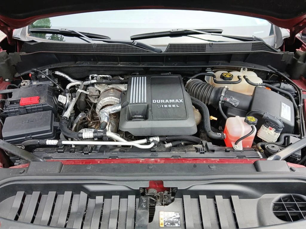 Used 2021 Red Chevrolet RST image 31