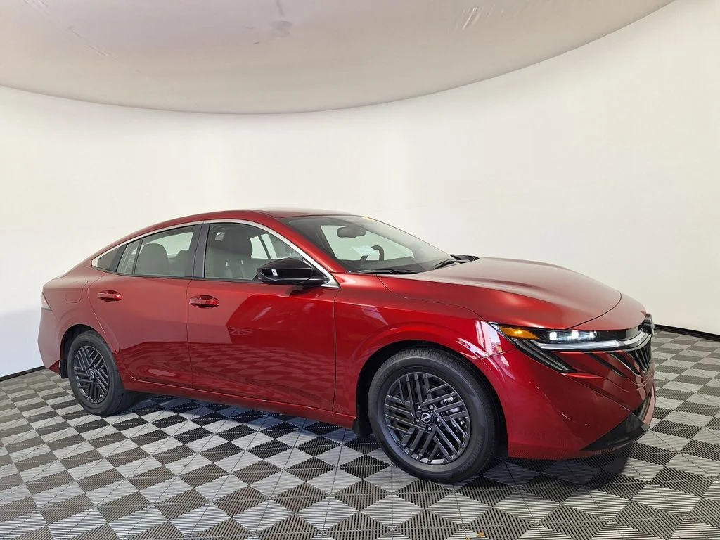 Used 2026 Scarlet Nissan SV image 3